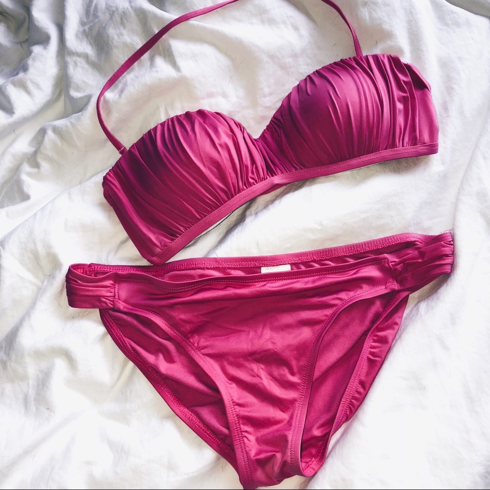 hot pink bikini 🌺
